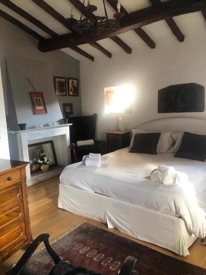 Luxury Apartment Sutri Center Bagian luar foto