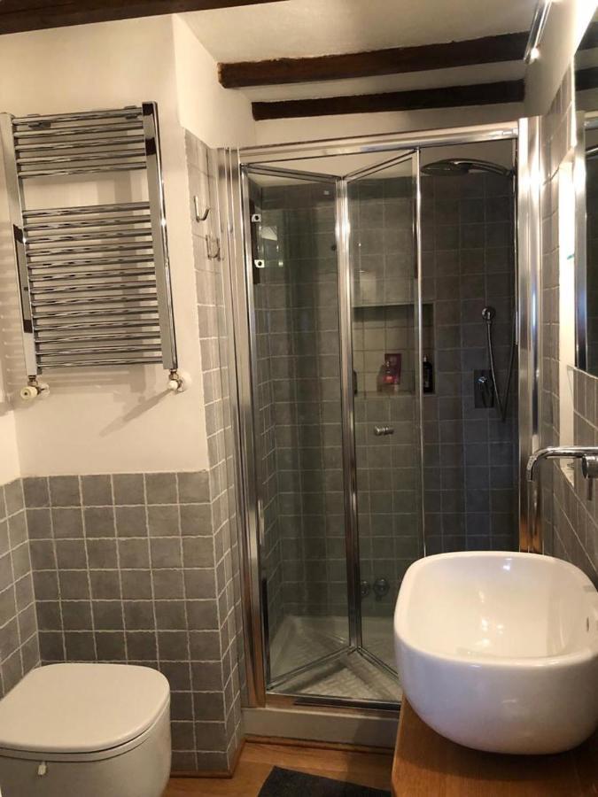 Luxury Apartment Sutri Center Bagian luar foto